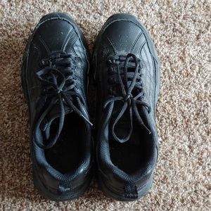 Skechers brand work shoe men's US 9, women's US 11